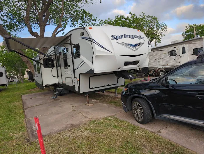 South Houston Trailer Park Picture 1