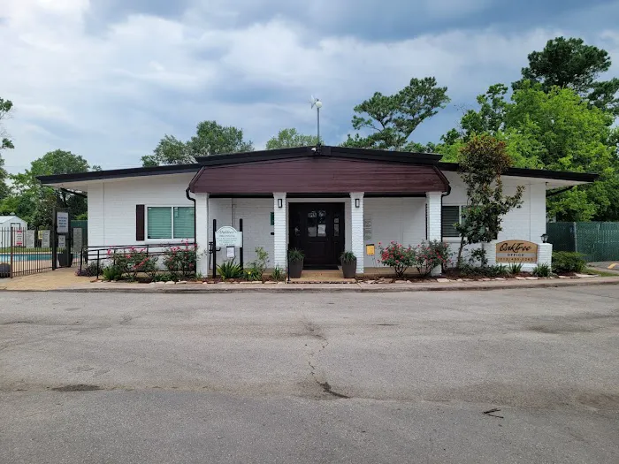 Oaktree Estates Picture 7