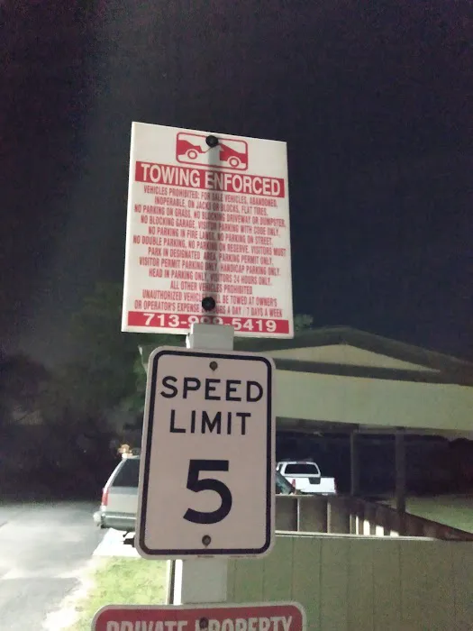 Pearland Heights Picture 2