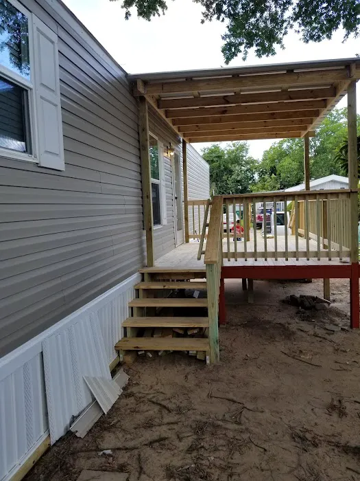 Lamplighter East Mobile Home Park Picture 1