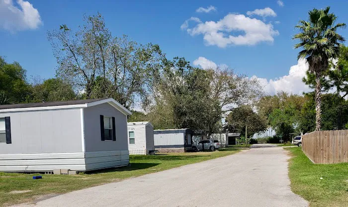 Pearland Acres Mobile Home Community Picture 1