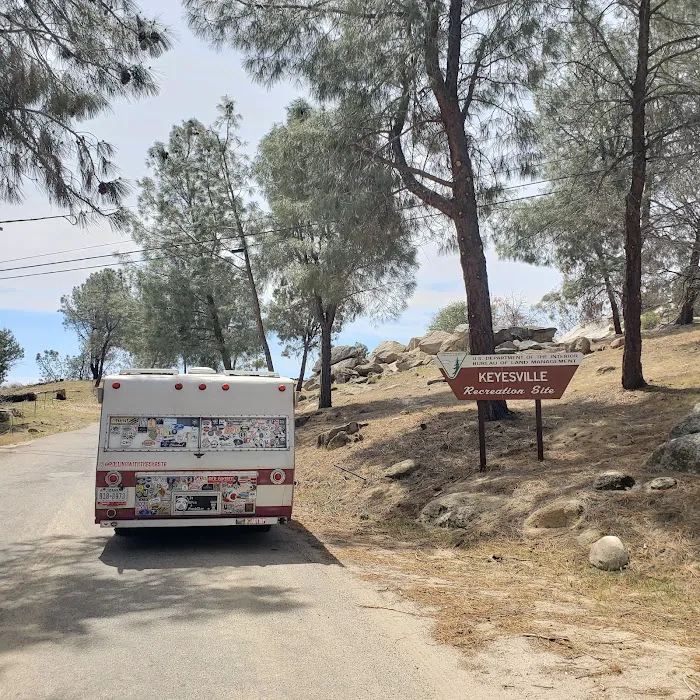 Sandy Hill Campground by Kern River Picture 9