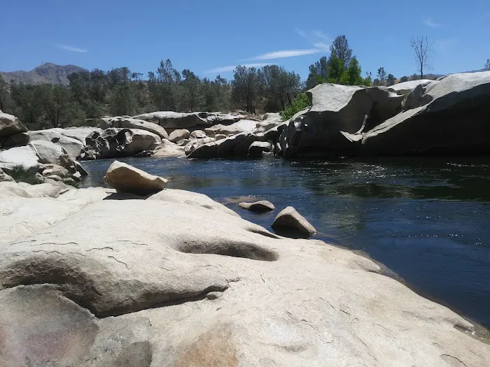 PIONEER POINT Picture 1
