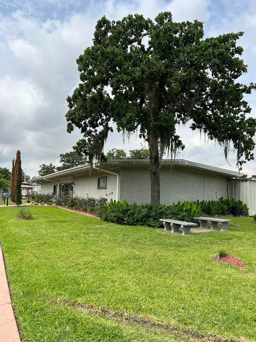 King Parkway Mobile Home Community Picture 7
