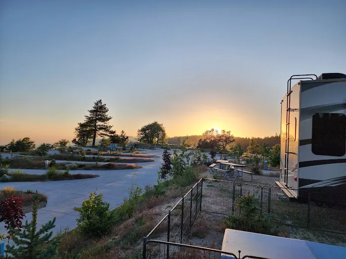 SkyPark Camp + RV Resort Picture 3