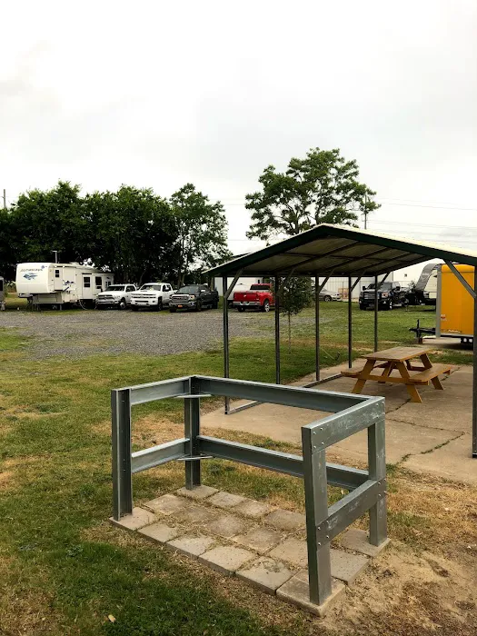K&D RV Park Picture 5