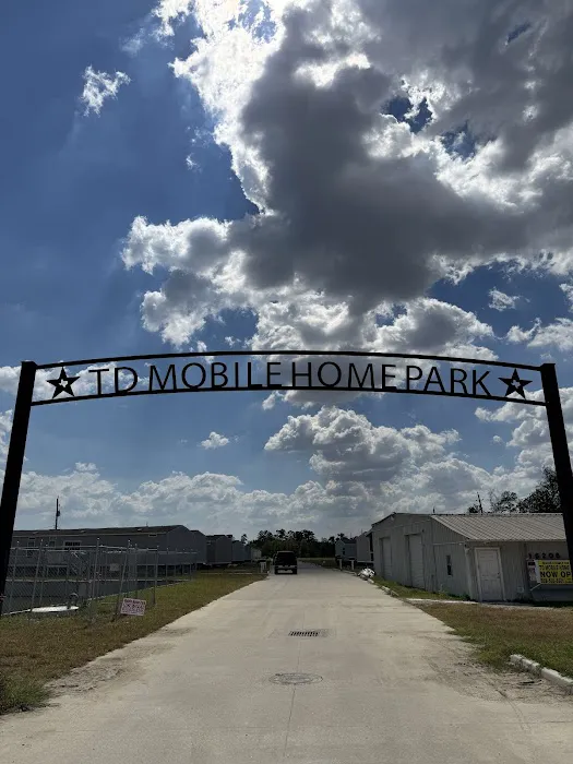 TD Mobile Home Park Picture 3
