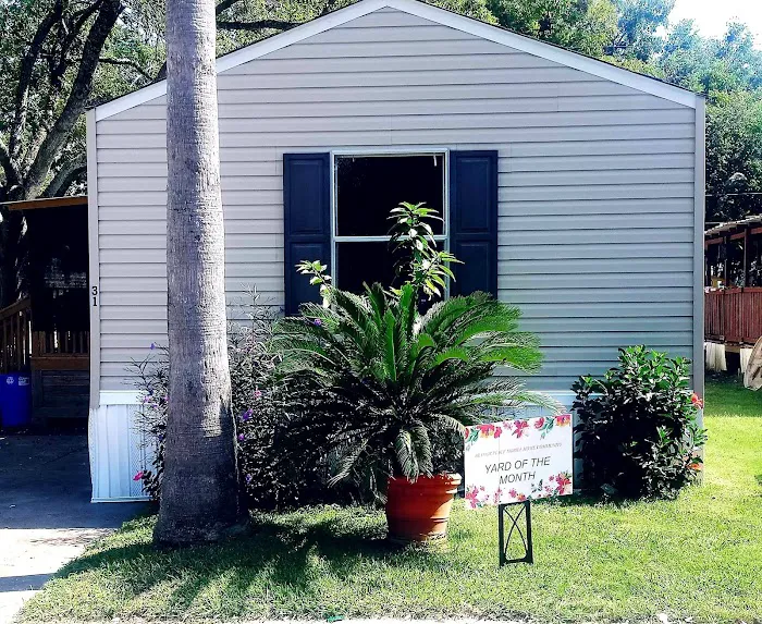 Bramor Place Mobile Home Park Picture 10