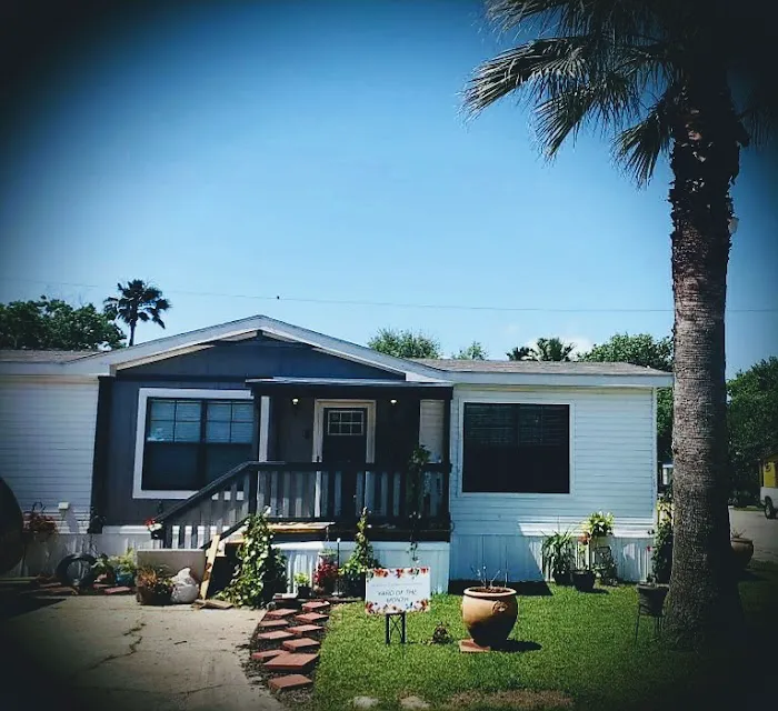 Bramor Place Mobile Home Park Picture 2