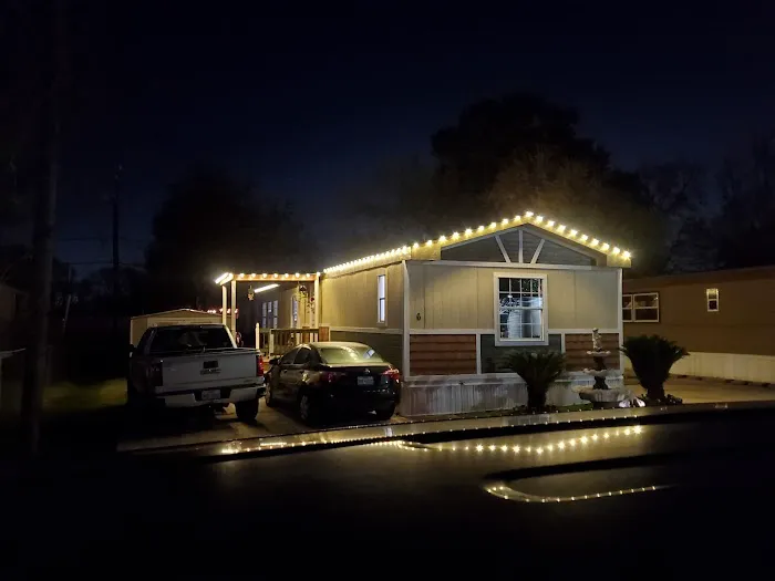 Bramor Place Mobile Home Park Picture 3