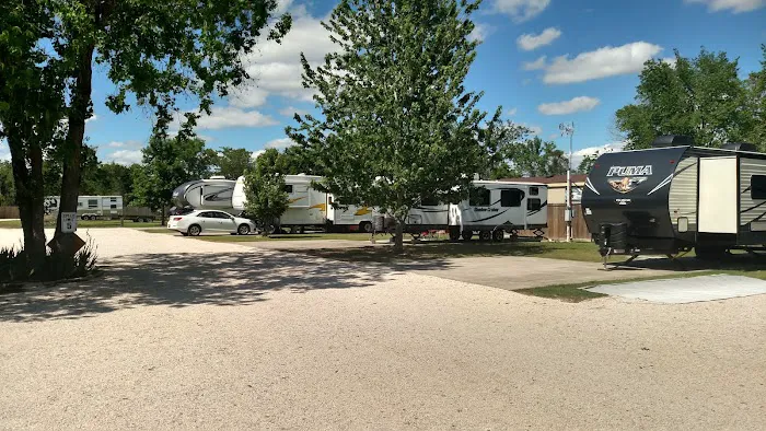 Texans RV Park Picture 5
