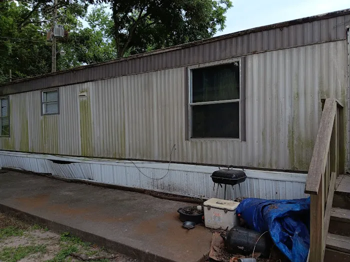 Chase Village Mobile Home Park Picture 5