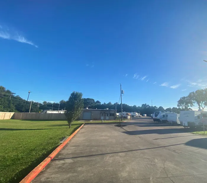 Baytown RV Picture 3