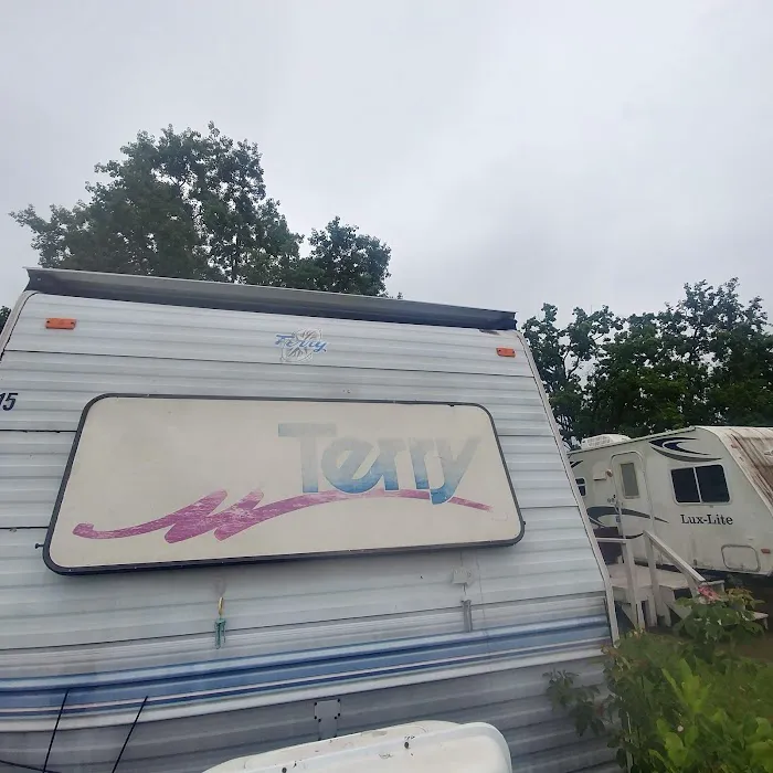 Baytown RV Park Picture 3