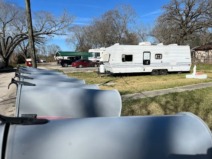 Channelview RV Park Picture 4