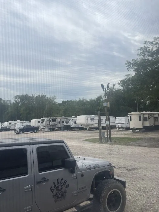 A & S RV Park Picture 1