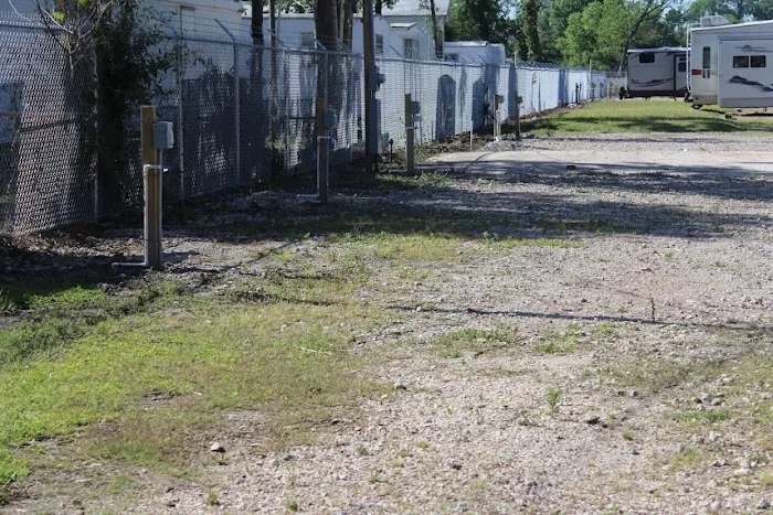 A & S RV Park Picture 5