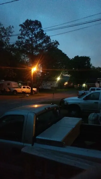 Rogers RV Park Picture 3