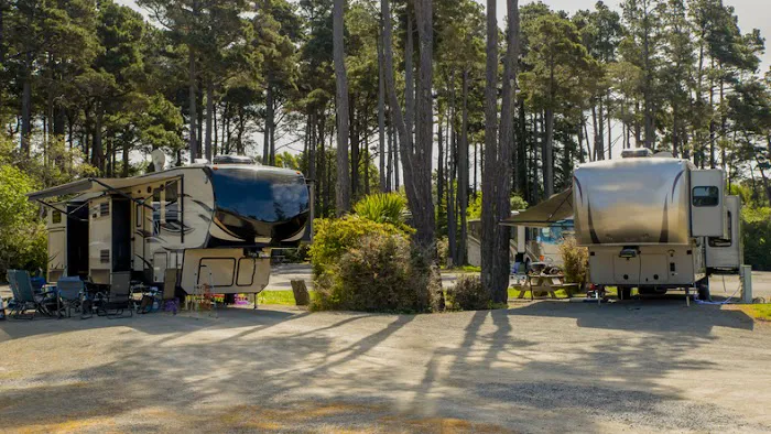 Eastpark Village RV Park - Rural & Relaxing RV Life in Channelview, Texas Picture 4