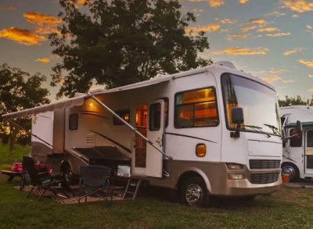 Eastpark Village RV Park - Rural & Relaxing RV Life in Channelview, Texas