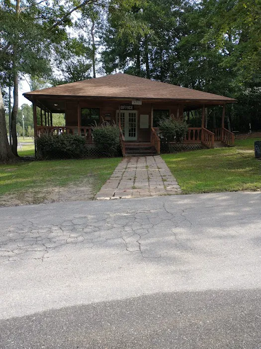 Bluff Creek Campground Picture 3