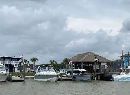 Oak Island RV Resort & Yacht Club