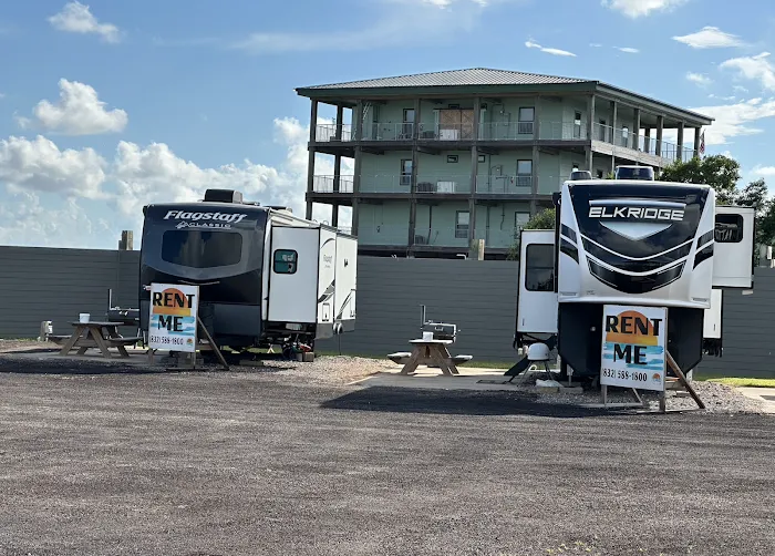 Oak Island RV Resort & Yacht Club Picture 6