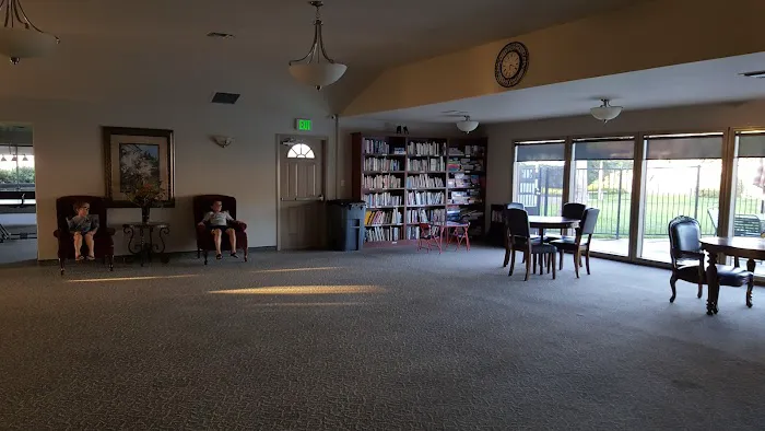 University Mobile Home Estates Picture 7