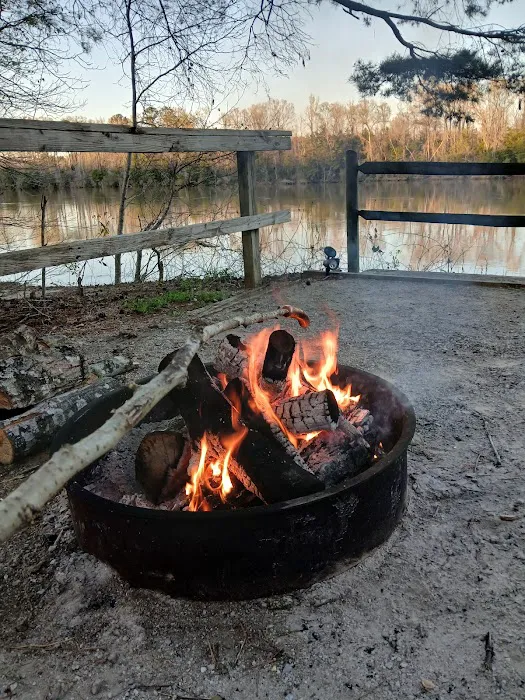 Service Park Campground Picture 10