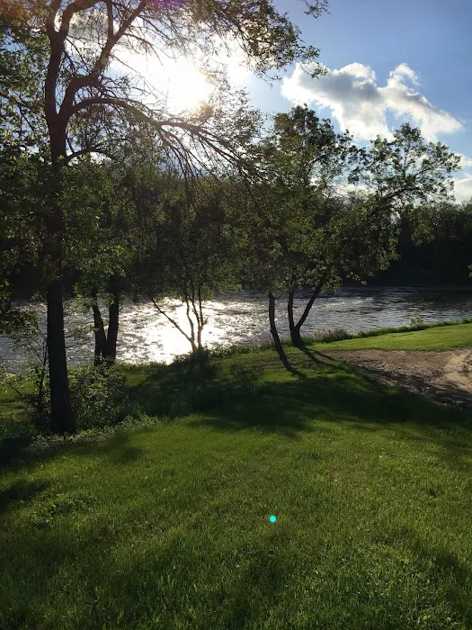 Voyageur's View Campground Picture 10