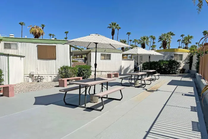 Rancho Mirage RV & Mobile Village Picture 10