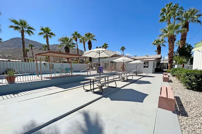 Rancho Mirage RV & Mobile Village Picture 3
