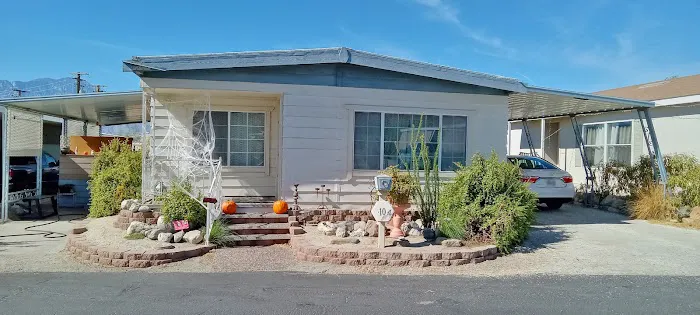 Oasis Hot Springs Mobile Home & RV Park Picture 6