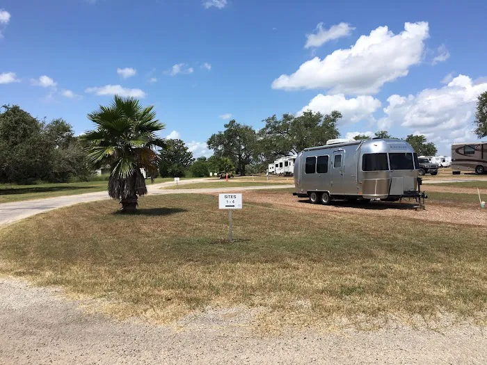 Angels In Goliad RV Park Picture 7