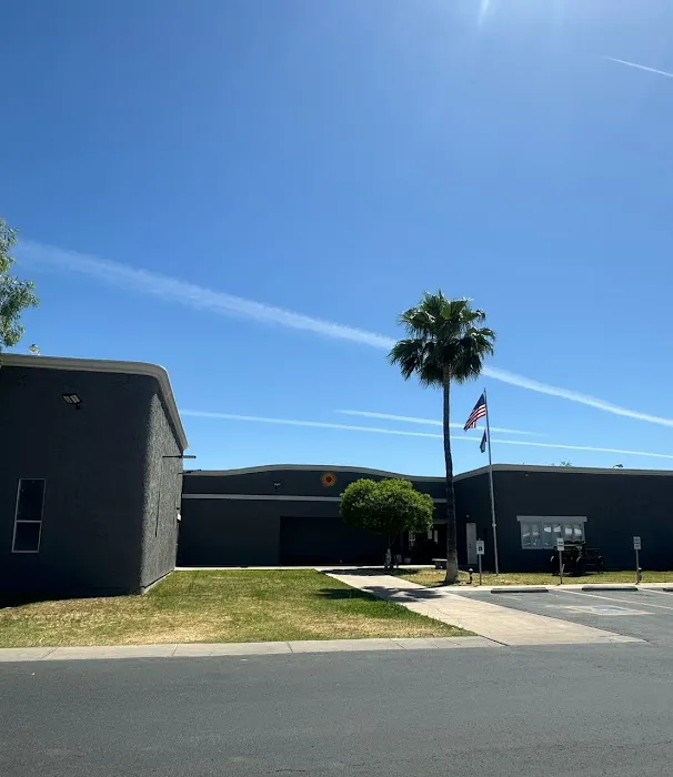 Hacienda Del Sol Mobile Home Park Picture 9