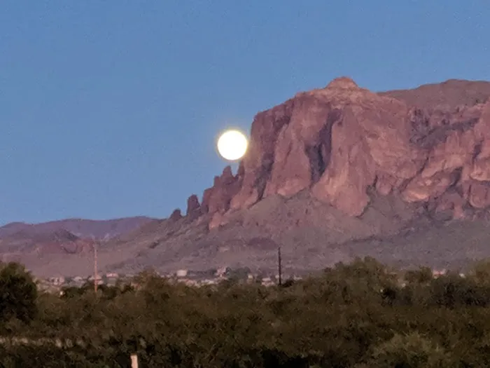 Lost Dutchman RV Resort Picture 2