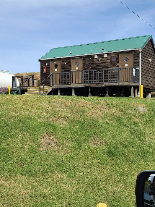 Sherwood Harbor Marina & RV Park Picture 1