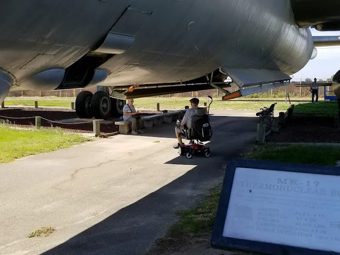Castle Air Museum RV Park Picture 7