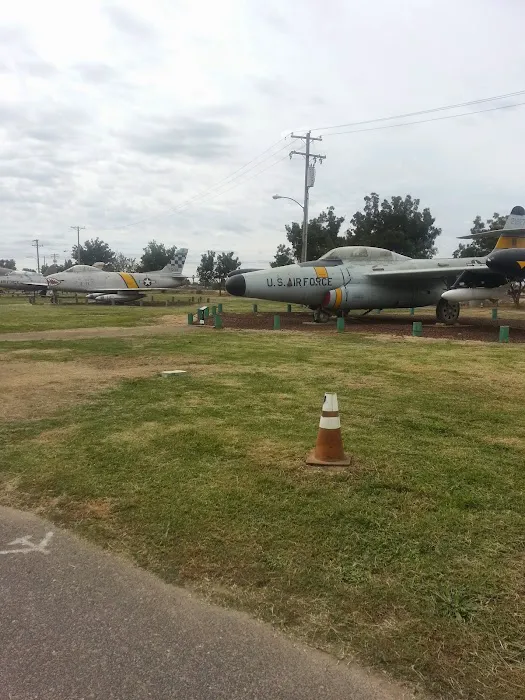 Castle Mobile Home Park Picture 7