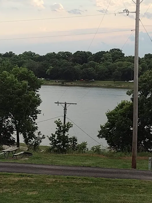 Lone Star Lake Park Campground Picture 4