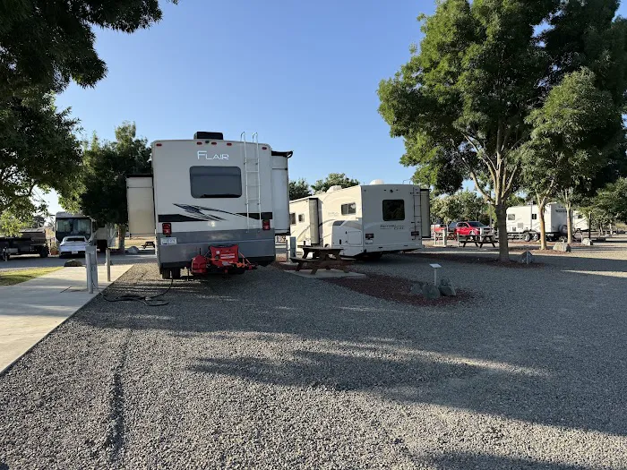 Merced, CA Elks RV Park Picture 5