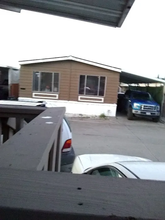 Mission Oaks Mobile Home Park Picture 8