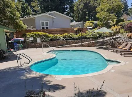 Aptos Knoll Mobilehome Park