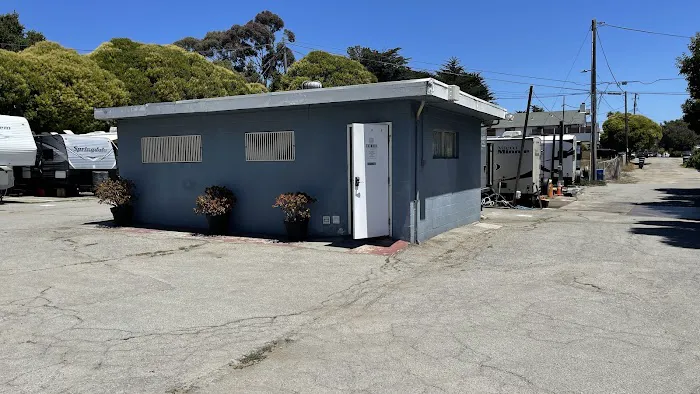 Seacliff Center RV Park Picture 5