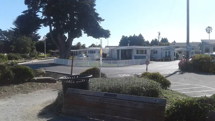 Surf & Sand Mobile Home Park Picture 1