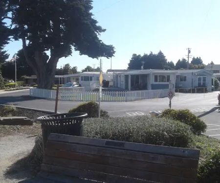 Surf & Sand Mobile Home Park