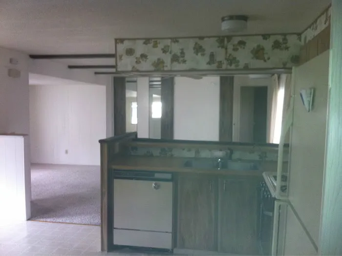 Palm's Mobile Home Village Picture 6