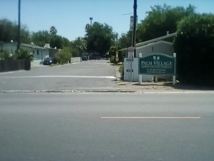 Palm's Mobile Home Village Picture 2