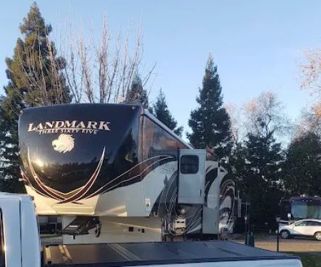 Almond Tree RV Park