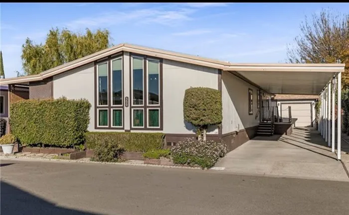 Casa De Flores Mobile Home Community Picture 3